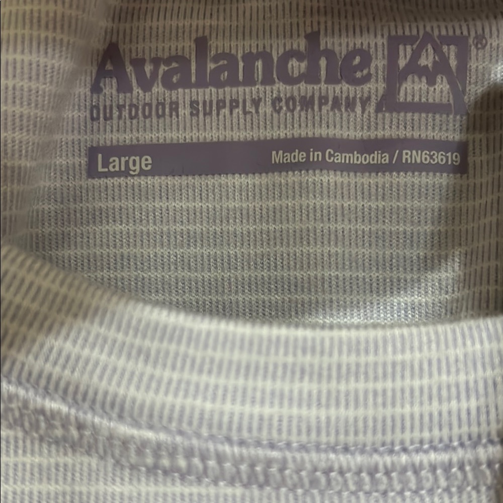 Avalanche Women's Light Purple Top - Super Soft - Picture 3 of 5